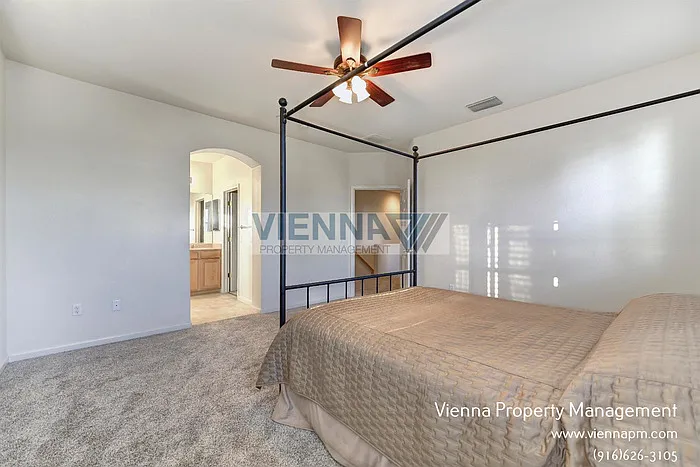 1003 Ferry Cir — Photo 23