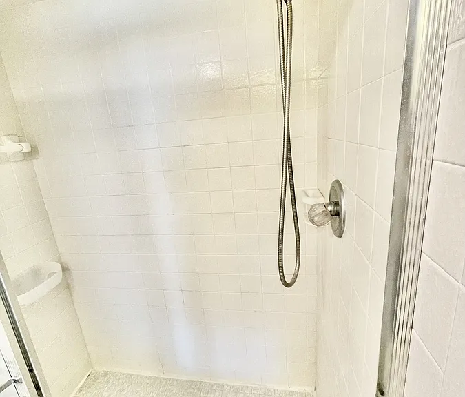 12498 Riverside Dr #205 — Photo 11
