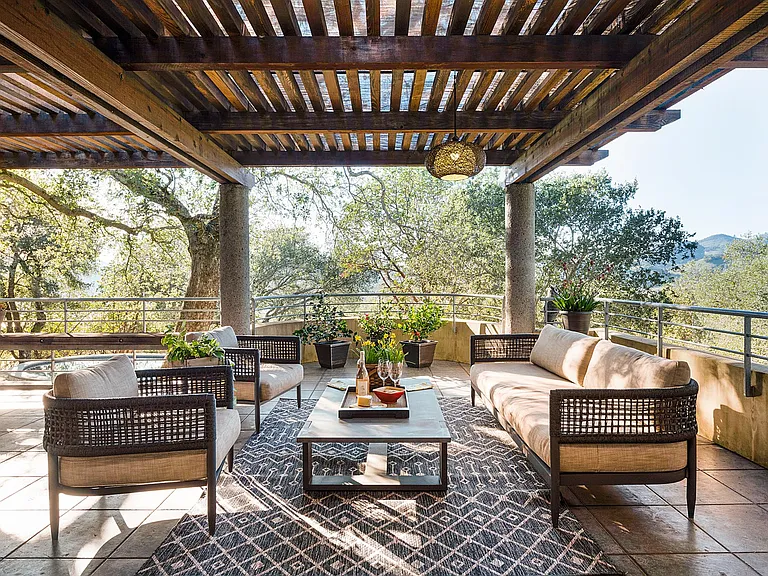 Living Room Patio with Outdoor Sonos System