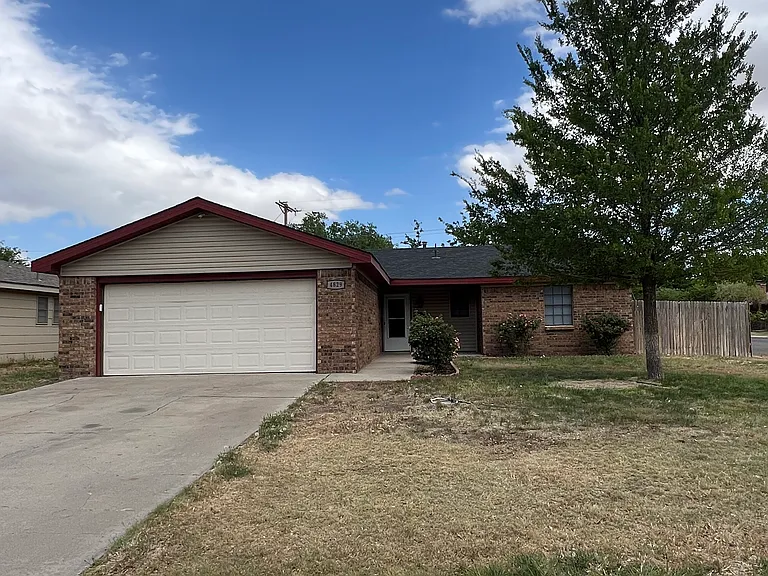 4829 S Austin St — Photo 16