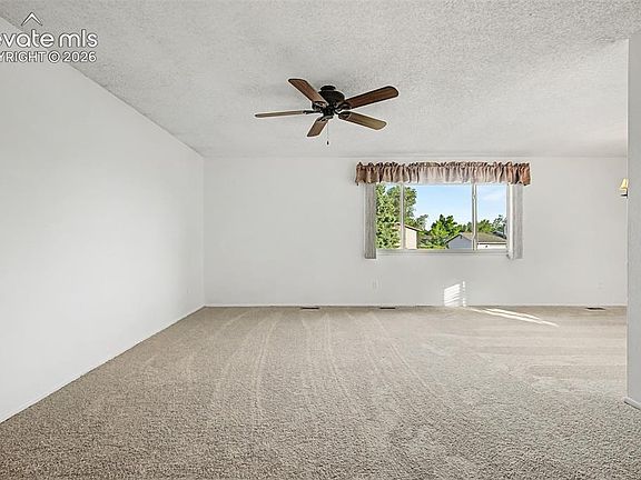 3rd image of 4204 Sandberg Dr