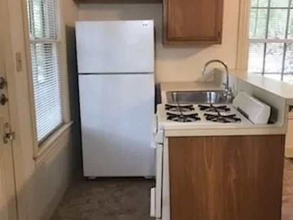 5th image of 3303 Duval St APT B