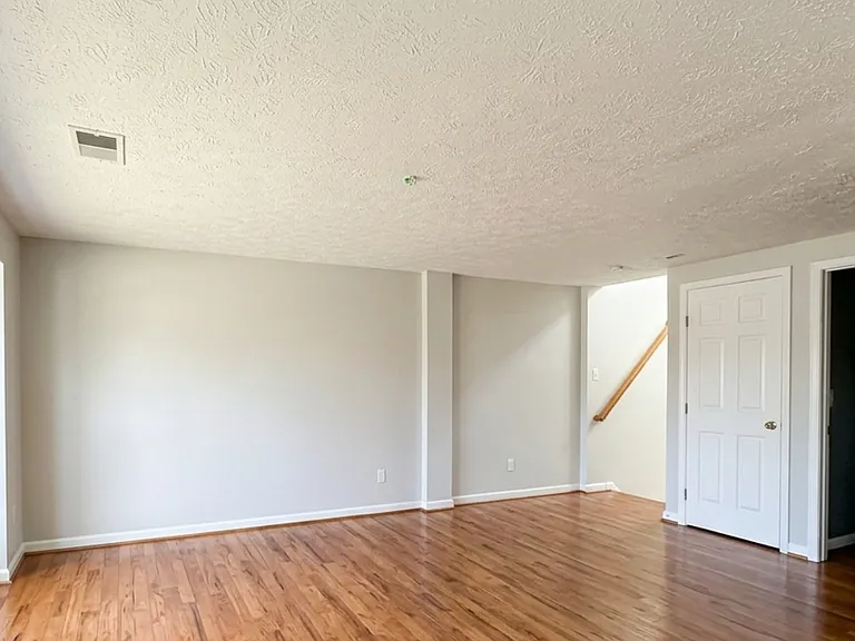 594 Cascade Way #1 — Photo 7