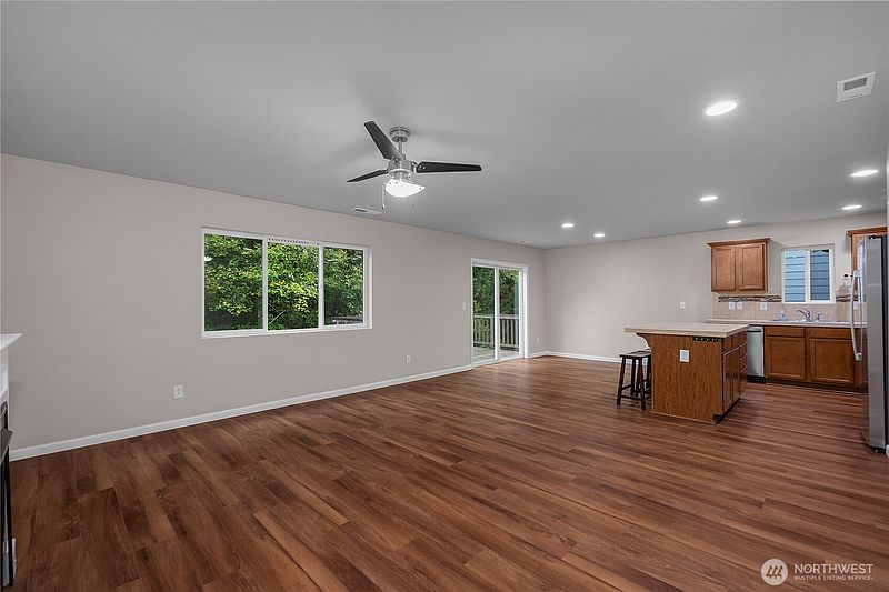 5th image of 4648 Lambskin Street SW