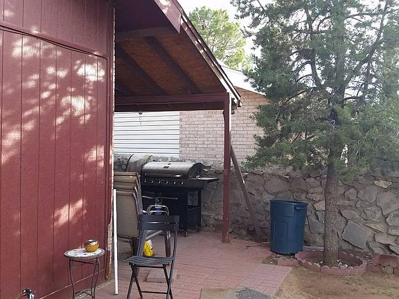 Backyard/ Patio