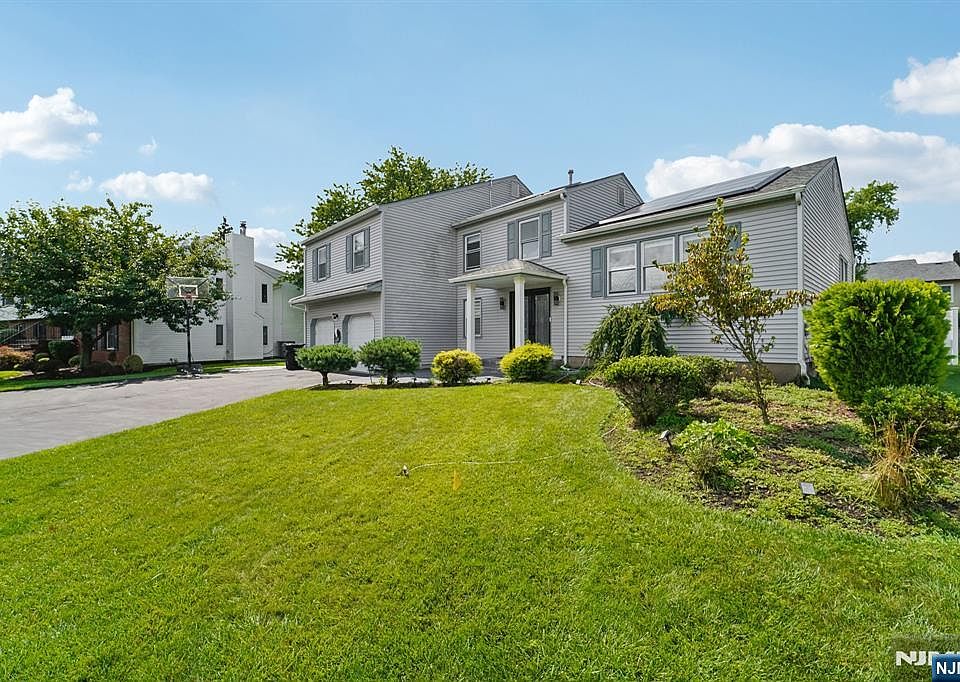 1st image of 12 Manning Road