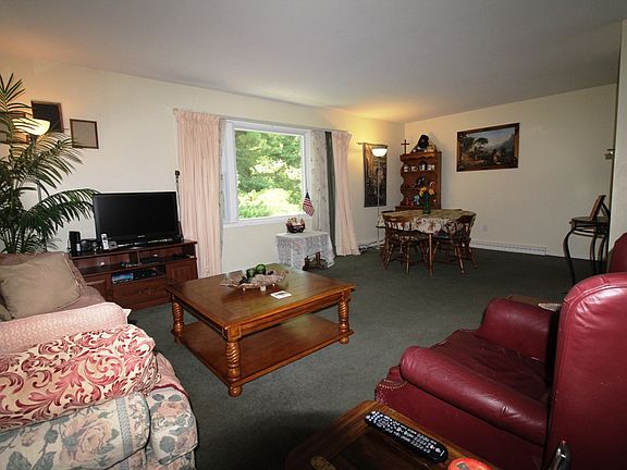 Open concept floor plan