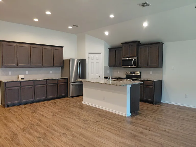 2560 Weatherford Heights Dr — Photo 10