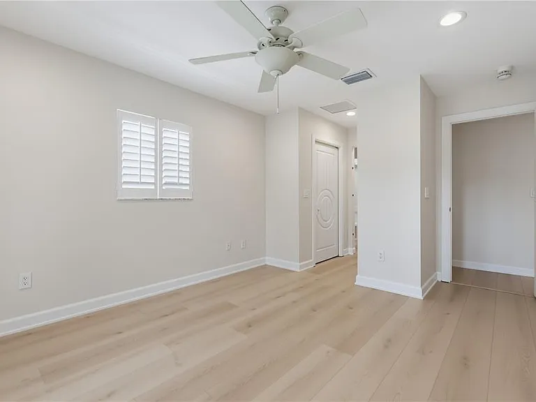 24 Adalia Ave — Photo 53
