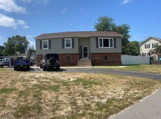 12 Horner Ln, Forked River, NJ 08731