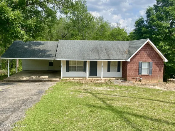407 Dorothy St S, Wiggins, MS 39577