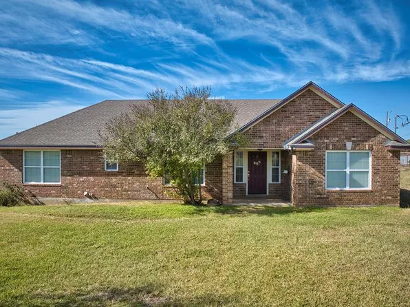 1134 Bluebonnet Rd, Mason, TX 76856