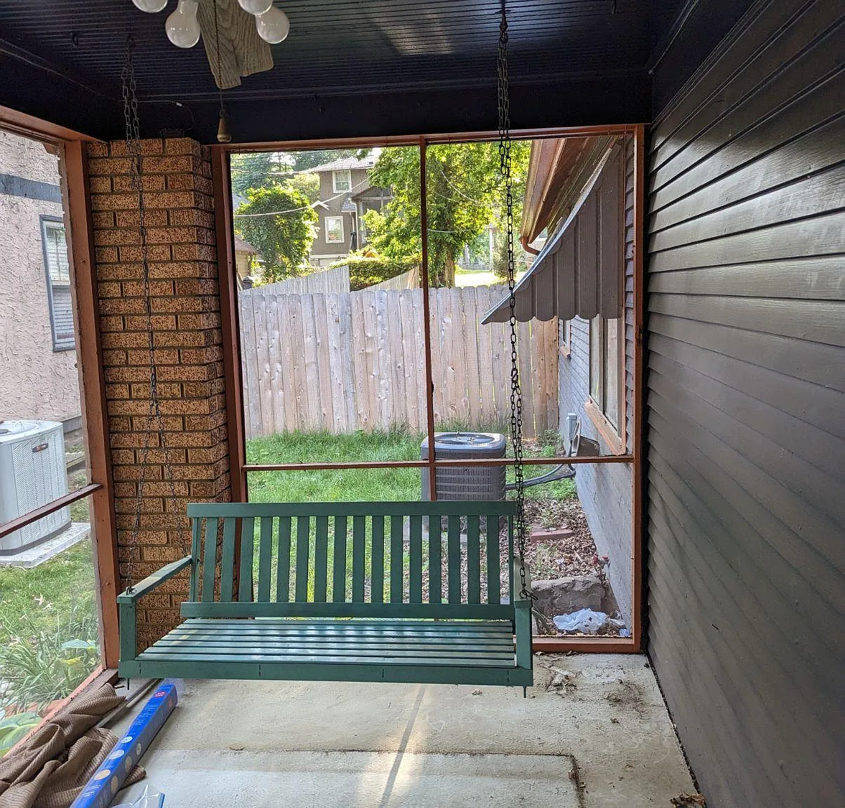 7306 Walnut St — Photo 3