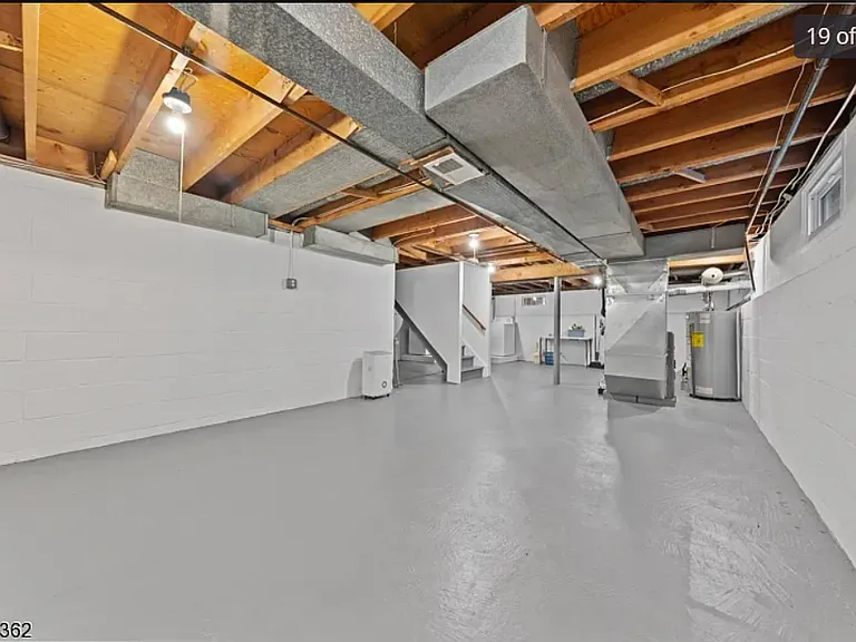 119 Walton Ave — Photo 18