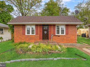8454 Holman Ave, Pennsauken, NJ 08110