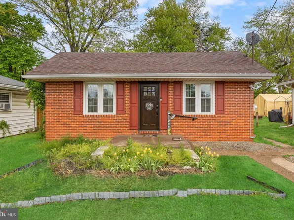 8454 Holman Ave, Pennsauken, NJ 08110