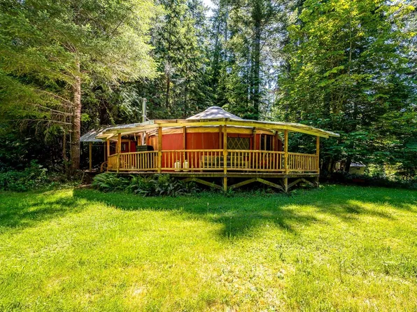 1408 Robertson Rd, Cortes Island, BC V0P 1Z0