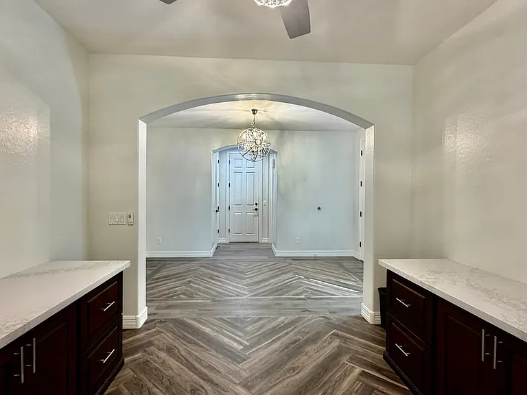 1777 W Ocotillo Rd — Photo 4