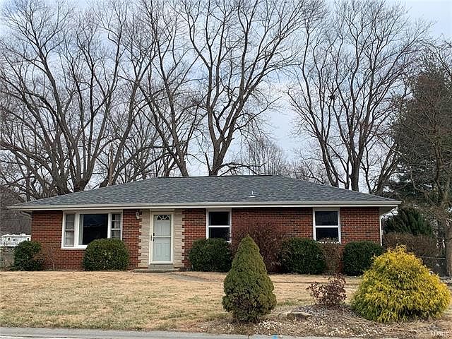 1st image of 1300 Eileen St
