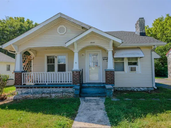 1412 Nutwood St, Bowling Green, KY 42104