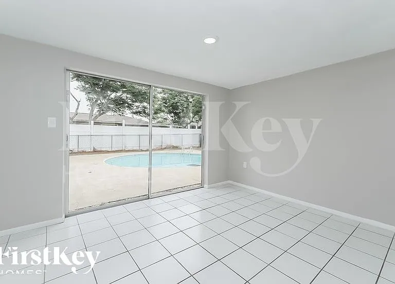 7825 Embassy Blvd — Photo 12