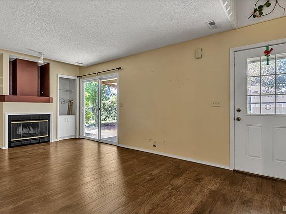 2nd image of 5707 Crossfield Dr
