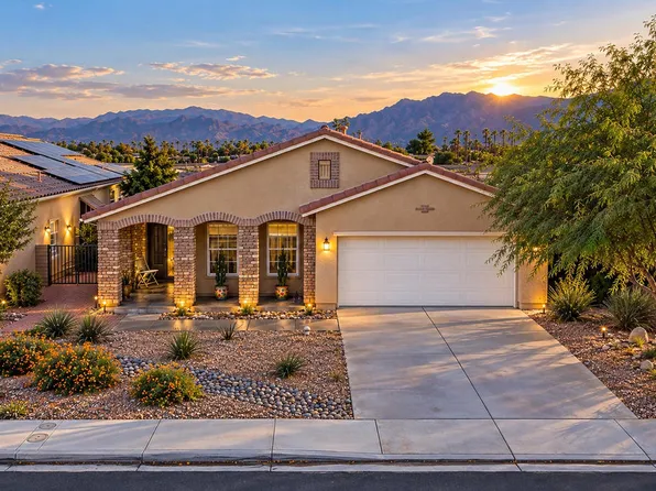 2667 Desert Breeze Way, Palm Springs, CA 92262