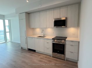 430 Square One Dr #2902, Mississauga, ON L5B 0E2