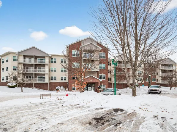 2231 Penn Pl APT 124, North Saint Paul, MN 55109