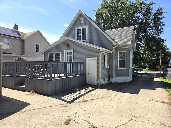 2nd image of 410 Broadway St