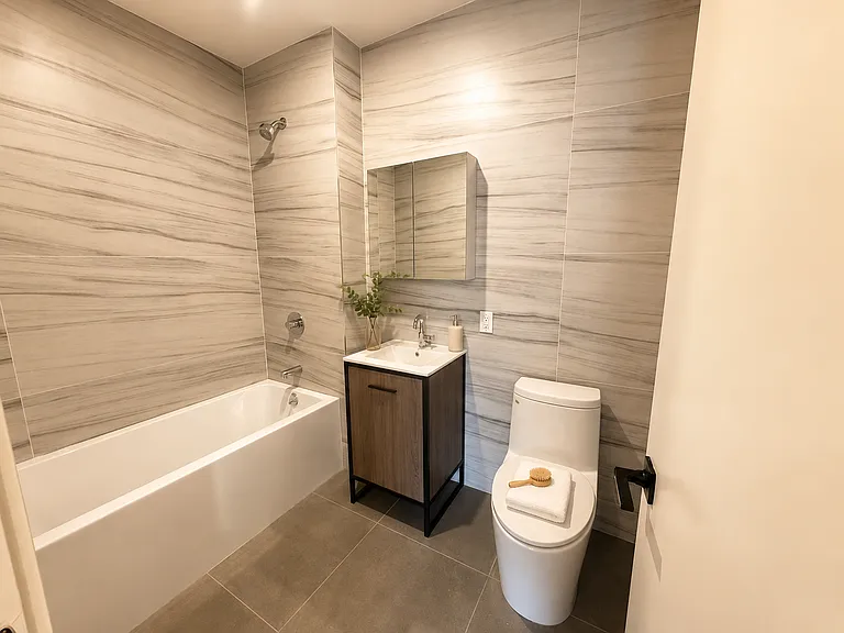 2909 Avenue D #1B — Photo 6