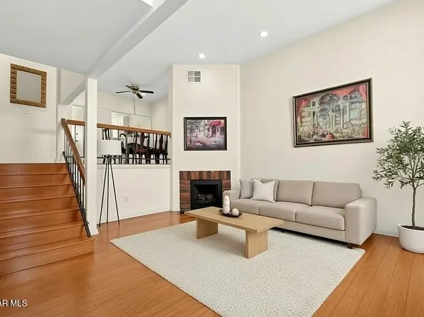 5307 Wilkinson Ave Unit 19B, Valley Village, CA 91607