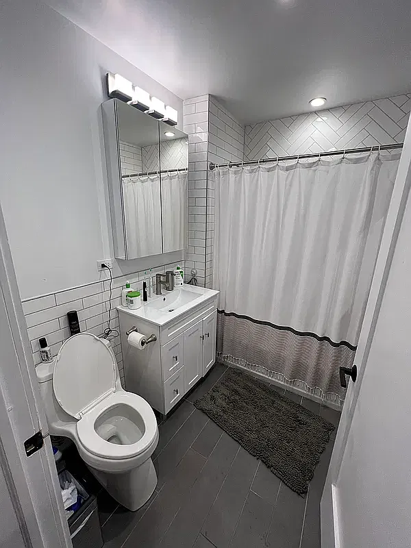 30-38 Steinway Street — Photo 4