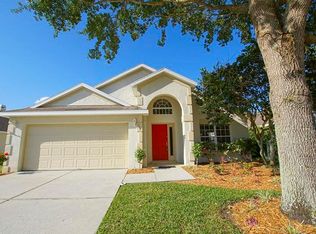 707 Oxford Dr, Davenport, FL 33897