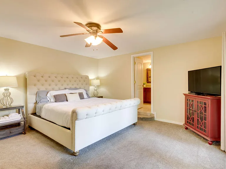 540 Kerry Lake Dr — Photo 17