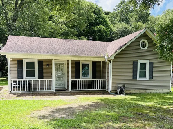 155 Stratford Ln, Jackson, TN 38305