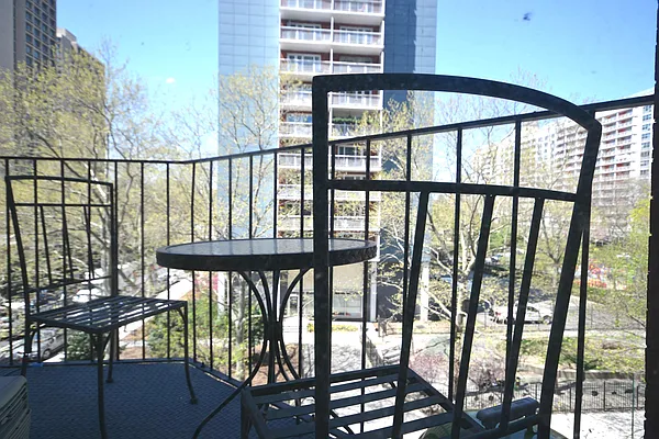 Rented by Bold New York | media 31