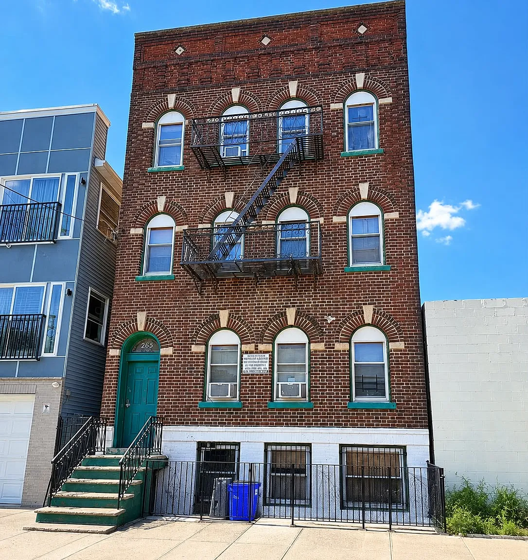 2 bed, $1,500 — Photo 1
