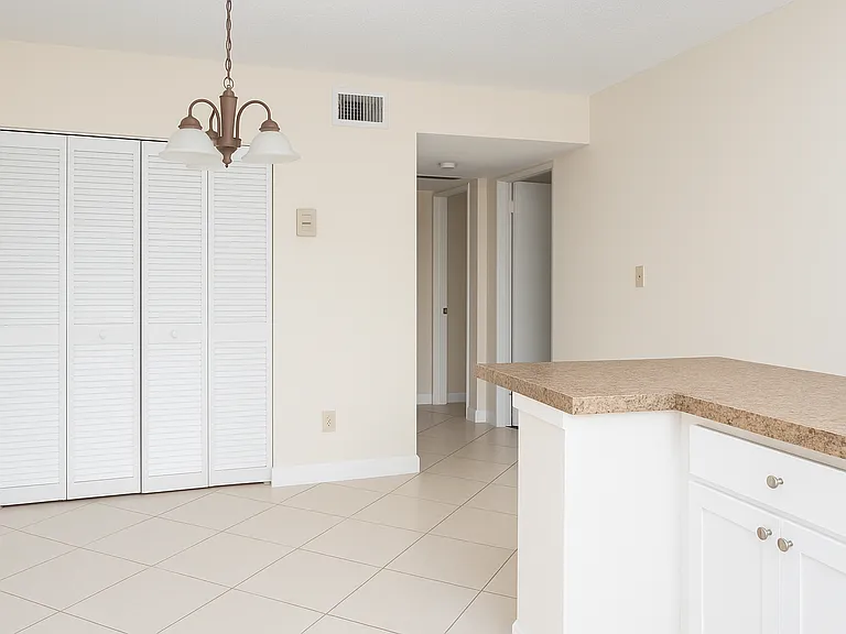 10709 Cleary Blvd #2-304 — Photo 4