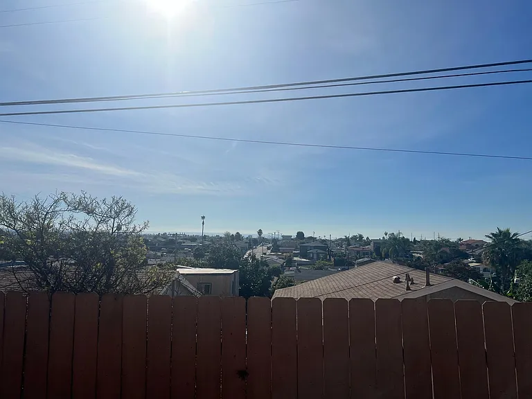 3887 Ocean View Blvd — Photo 41