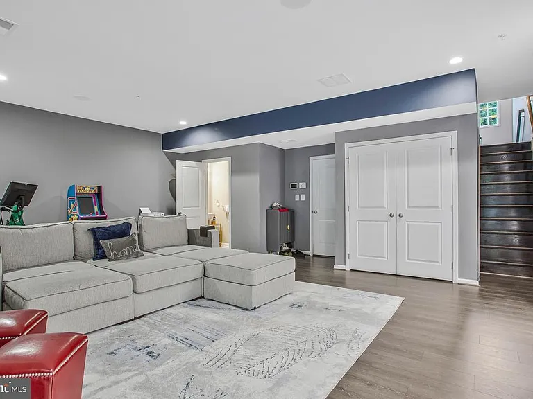 10805 Lariat Way — Photo 35