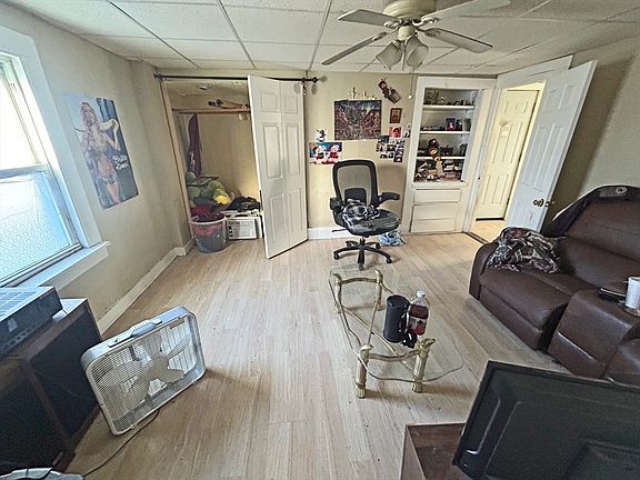 4th image of 3 Chelsea St