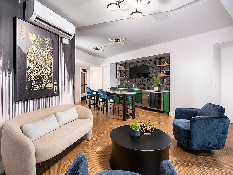 Lounge Area