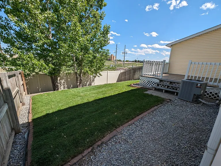 880 Macaw St — Photo 15