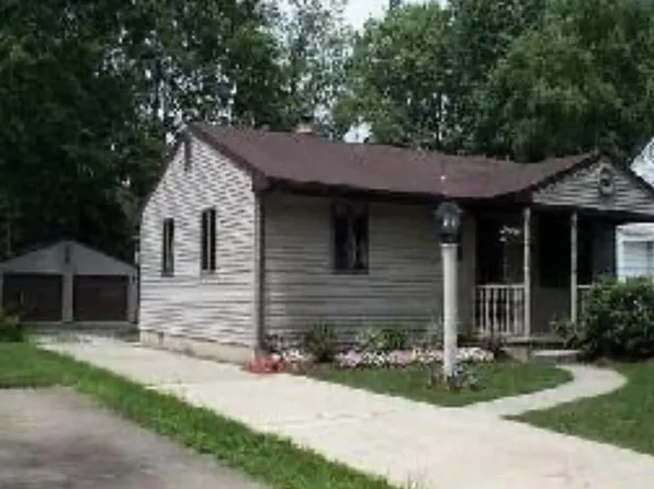 221 Moore St, Moorestown, NJ 08057