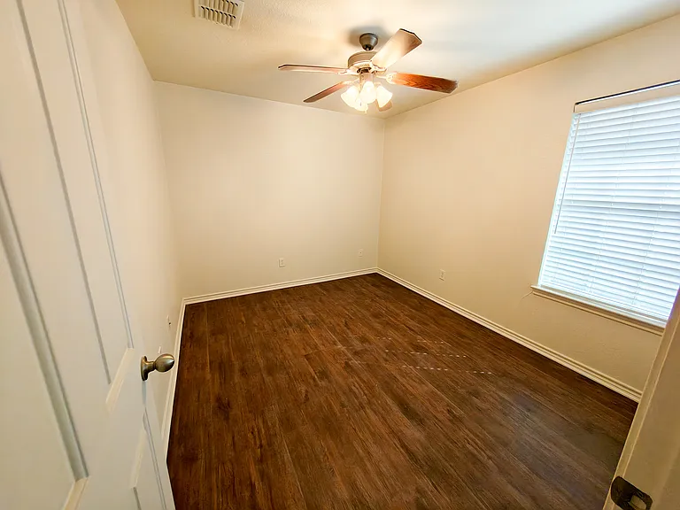 5617 Cobalt Ln — Photo 7
