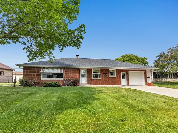 1107 Main St, Luxemburg, WI 54217