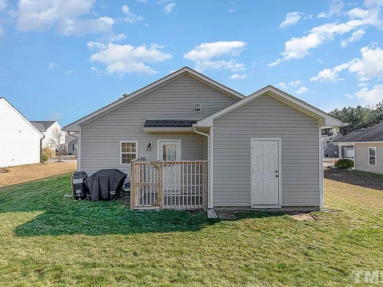 2408 King Malcolm Ln — Photo 14