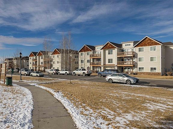 4th image of 71 N Shore Dr APT 8