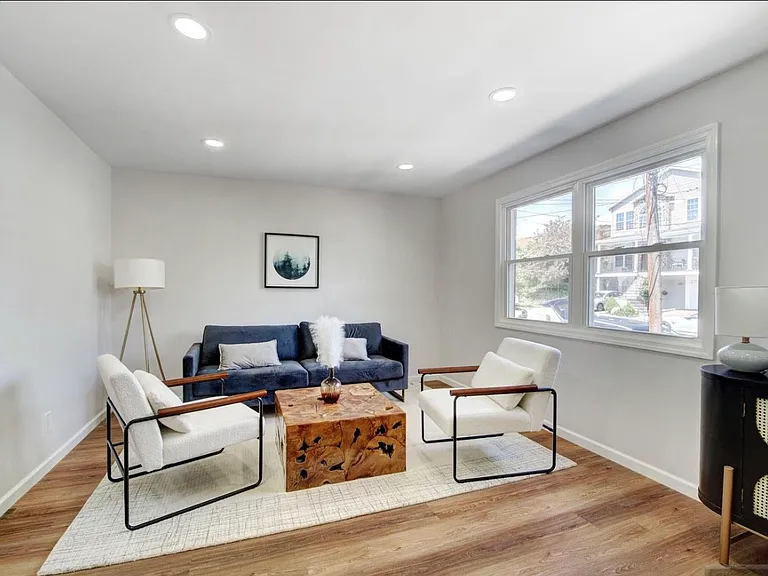 120 Alabama Ave #1 — Photo 9